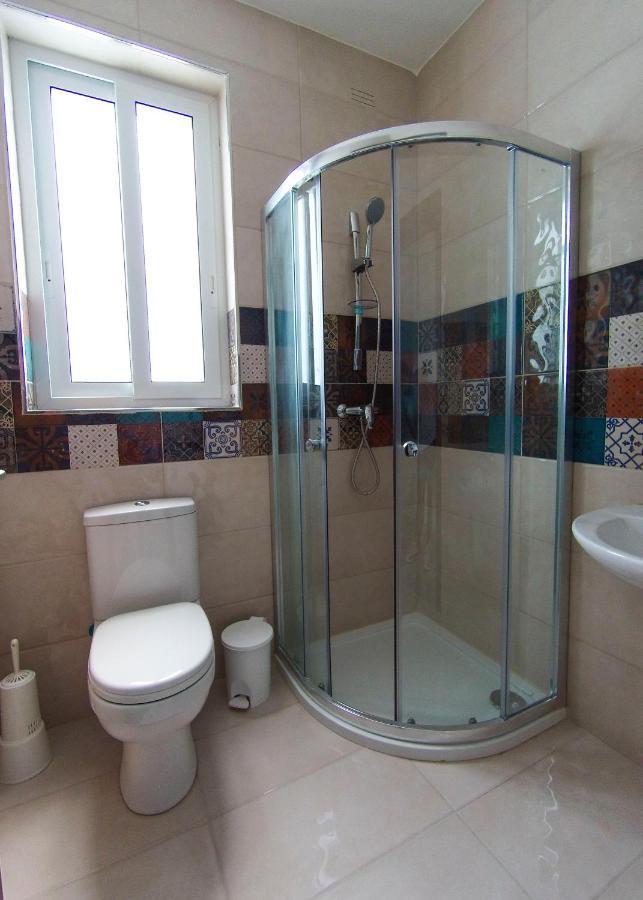 F12 Room 2, Private Room Two Single Beds Privated Bathroom In Shared Flat Мсіда Екстер'єр фото