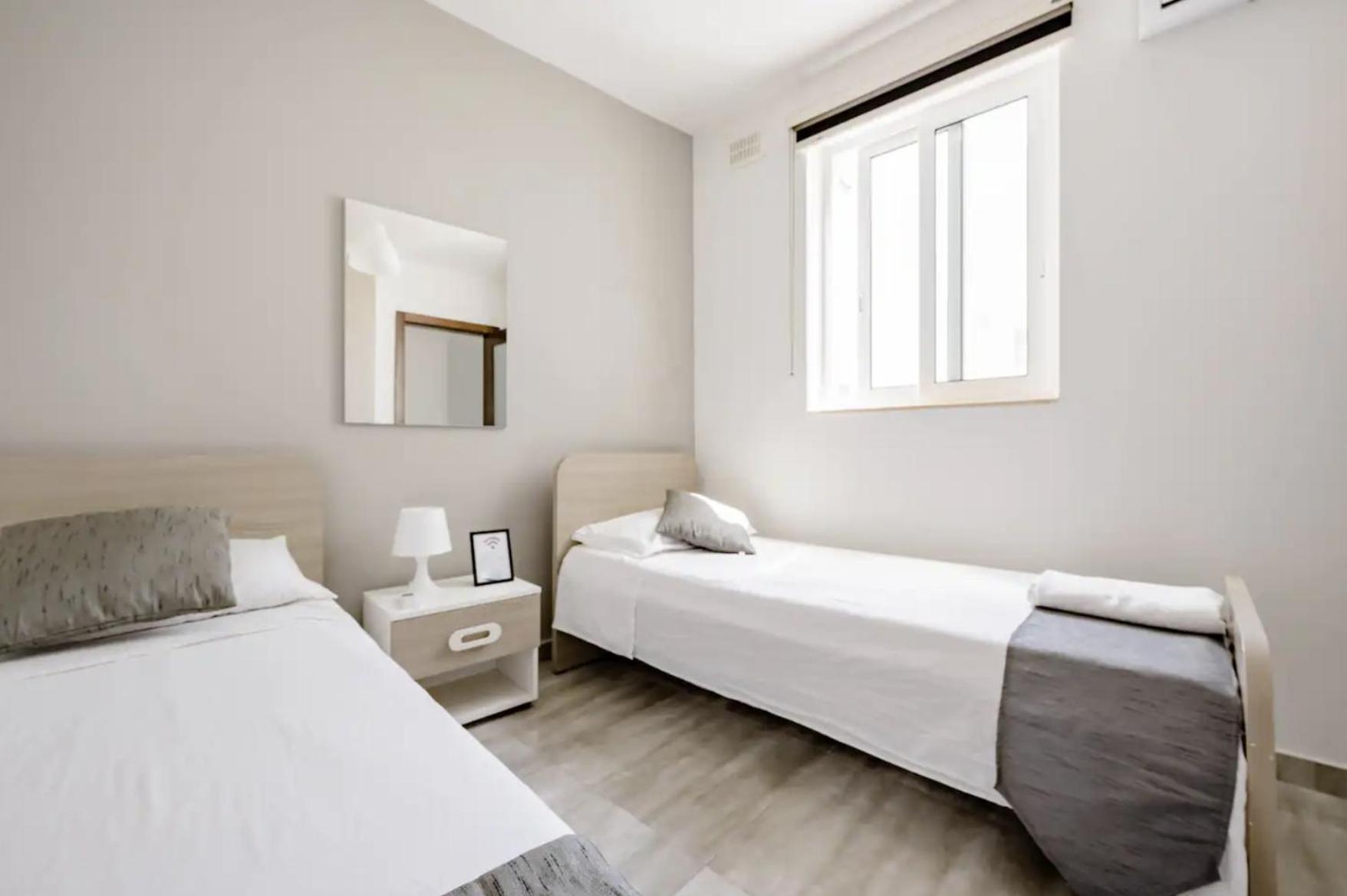 F12 Room 2, Private Room Two Single Beds Privated Bathroom In Shared Flat Мсіда Екстер'єр фото