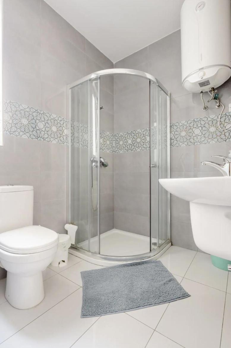 F12 Room 2, Private Room Two Single Beds Privated Bathroom In Shared Flat Мсіда Екстер'єр фото